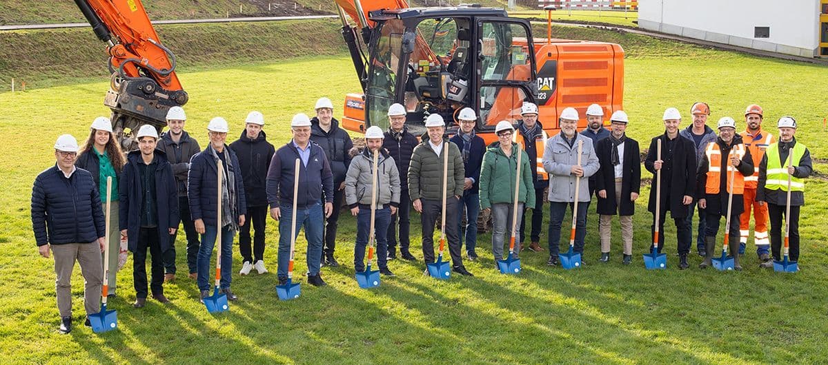Spatenstich für die Erweiterung der Schule Dorf Root erfolgt!